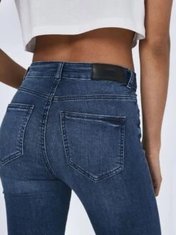Noisy May NMLUCY CROPPED NORMAL WAIST SKINNY FIT JEANS 14 Noisy May NMLUCY CROPPED NORMAL WAIST SKINNY FIT JEANS -Noisy May Clothing Shop 27009513 MediumBlueDenim 008