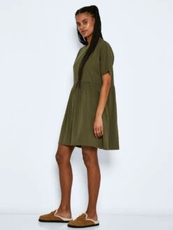 Noisy May SHORT SLEEVED SHORT DRESS -Noisy May Clothing Shop 27015315 BurntOlive 004
