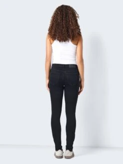 Noisy May NMKIMMY CROPPED SKINNY FIT JEANS 13 Noisy May NMKIMMY CROPPED SKINNY FIT JEANS -Noisy May Clothing Shop 27018140 Black 005
