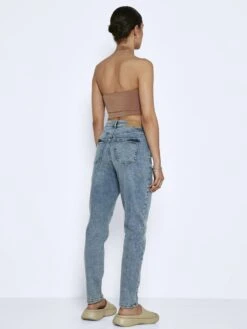 Noisy May NMKATY HIGH WAISTED MOM JEANS 13 Noisy May NMKATY HIGH WAISTED MOM JEANS -Noisy May Clothing Shop 27019283 LightBlueDenim 005