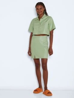 Noisy May COATED CROPPED SHIRT 10 Noisy May COATED CROPPED SHIRT -Noisy May Clothing Shop 27021976 SmokeGreen 004