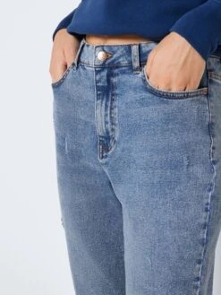 Noisy May NMZOE HIGH WAISTED STRAIGHT FIT JEANS -Noisy May Clothing Shop 27022187 DarkBlueDenim 006
