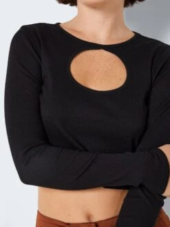 Noisy May CROPPED CUT-OUT TOP -Noisy May Clothing Shop 27022699 Black 006