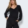 Noisy May LONG SLEEVED V-NECK TOP 1 Noisy May LONG SLEEVED V-NECK TOP -Noisy May Clothing Shop 27022732 Black 007