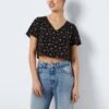 Noisy May CROPPED SHORT SLEEVED TOP -Noisy May Clothing Shop 27023868 Black 1000705 007