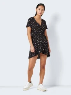 Noisy May SHORT WRAP DRESS -Noisy May Clothing Shop 27023869 Black 1000710 004