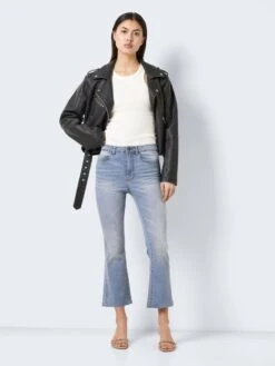 Noisy May NMSALLIE CROPPED FLARED JEANS 12 Noisy May NMSALLIE CROPPED FLARED JEANS -Noisy May Clothing Shop 27024232 LightBlueDenim 004