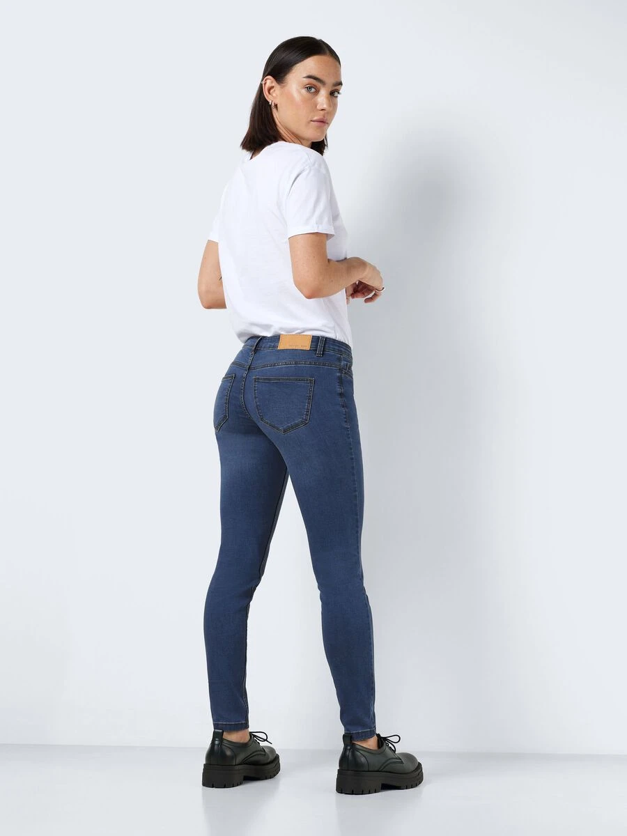 Noisy May NMALLIE LOW WAISTED SKINNY FIT JEANS 6 Noisy May NMALLIE LOW WAISTED SKINNY FIT JEANS - Image 4