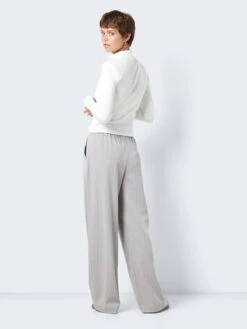 Noisy May LONG SLEEVED HIGH NECK TOP -Noisy May Clothing Shop 27026240 SugarSwizzle 005