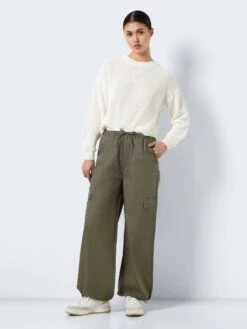 Noisy May NORMAL WAISTED CARGO TROUSERS 10 Noisy May NORMAL WAISTED CARGO TROUSERS -Noisy May Clothing Shop 27026468 Crocodile 1043388 004