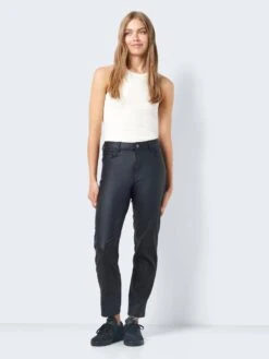 Noisy May NMMONI CROPPED COATED STRAIGHT FIT JEANS -Noisy May Clothing Shop 27026663 Black 004