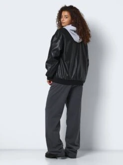 Noisy May FAUX LEATHER BOMBER JACKET 11 Noisy May FAUX LEATHER BOMBER JACKET -Noisy May Clothing Shop 27026893 Black 005