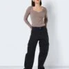 Noisy May NMALEXA NORMAL WAISTED CARGO JEANS 1 Noisy May NMALEXA NORMAL WAISTED CARGO JEANS -Noisy May Clothing Shop 27027067 BlackDenim 1052827 007