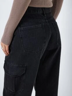 Noisy May NMALEXA NORMAL WAISTED CARGO JEANS 15 Noisy May NMALEXA NORMAL WAISTED CARGO JEANS -Noisy May Clothing Shop 27027067 BlackDenim 1052827 008