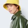 Noisy May WATER REPELLENT VINYL BUCKET HAT 1 Noisy May WATER REPELLENT VINYL BUCKET HAT -Noisy May Clothing Shop 27027658 HabaneroGold 007