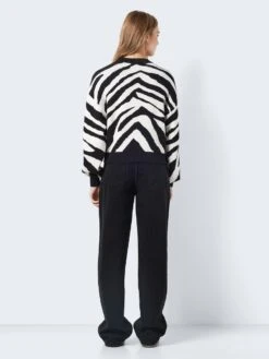 Noisy May KNITTED PATTERN PULLOVER -Noisy May Clothing Shop 27028159 Black 1088768 005