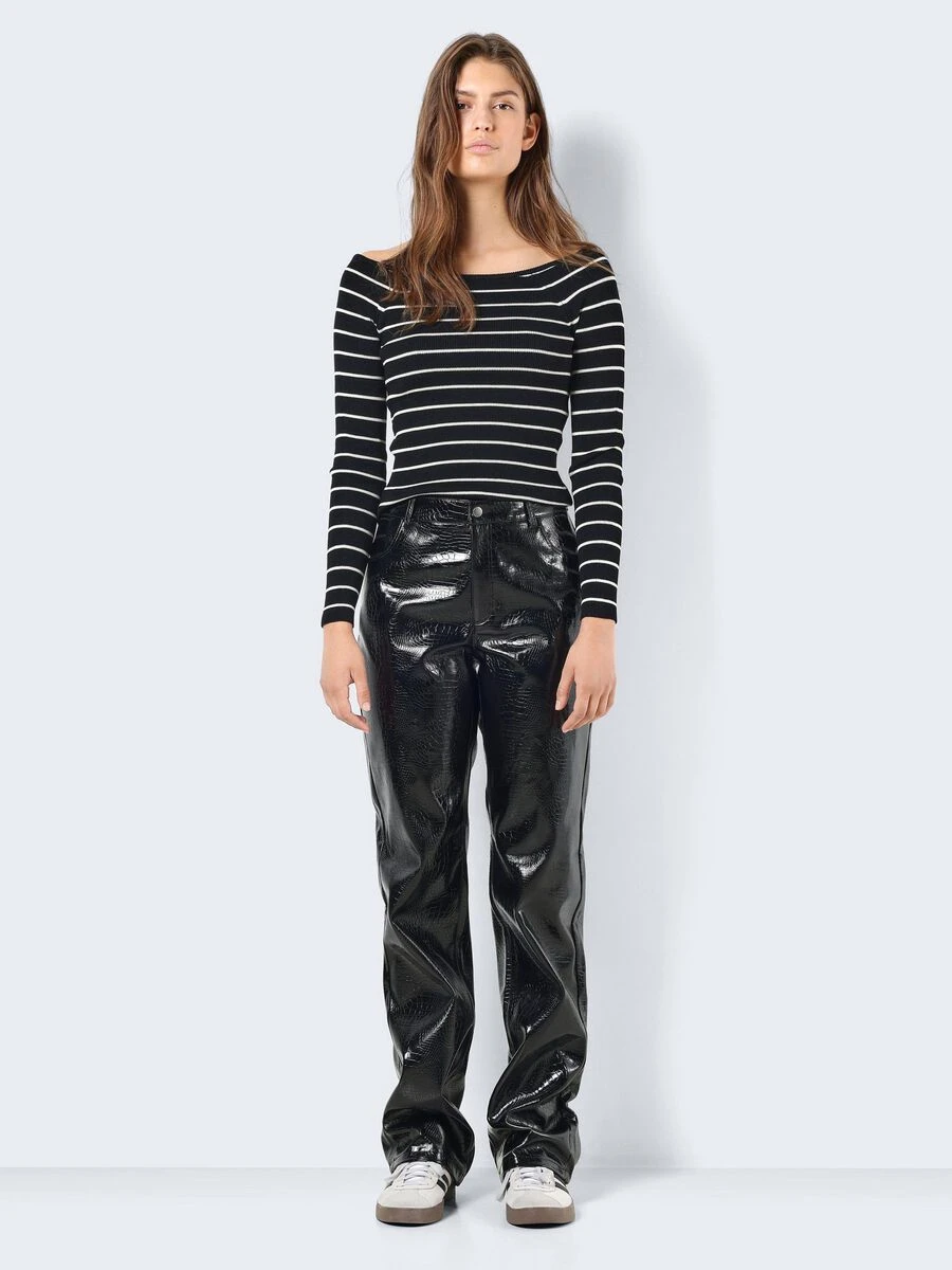 Noisy May FAUX LEATHER CROC TROUSERS 5 Noisy May FAUX LEATHER CROC TROUSERS - Image 3