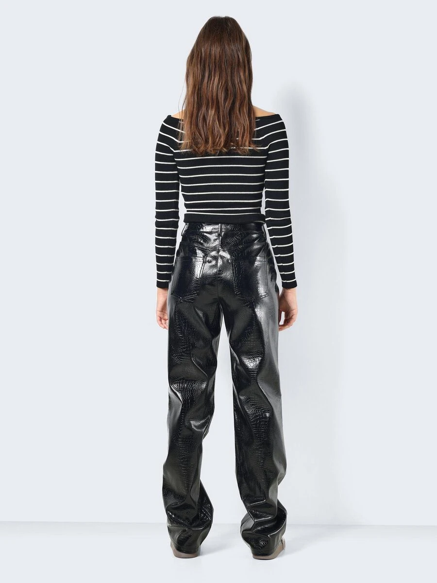 Noisy May FAUX LEATHER CROC TROUSERS 6 Noisy May FAUX LEATHER CROC TROUSERS - Image 4