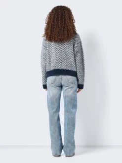 Noisy May PATTERNED KNITTED PULLOVER 11 Noisy May PATTERNED KNITTED PULLOVER -Noisy May Clothing Shop 27029283 NavyBlazer 1086305 005