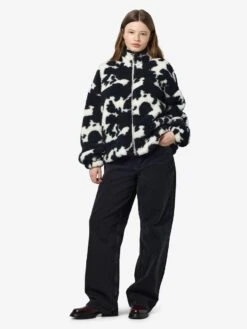 Noisy May PATTERNED FLEECE JACKET -Noisy May Clothing Shop 27032212 Black 1215771 004