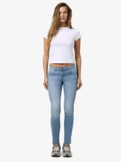 Noisy May NMJEN SKINNY FIT JEANS -Noisy May Clothing Shop 27032328 LightBlueDenim 004