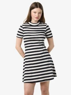 Noisy May NMELINOR SKATER DRESS -Noisy May Clothing Shop 27033179 Birch 1171375 007
